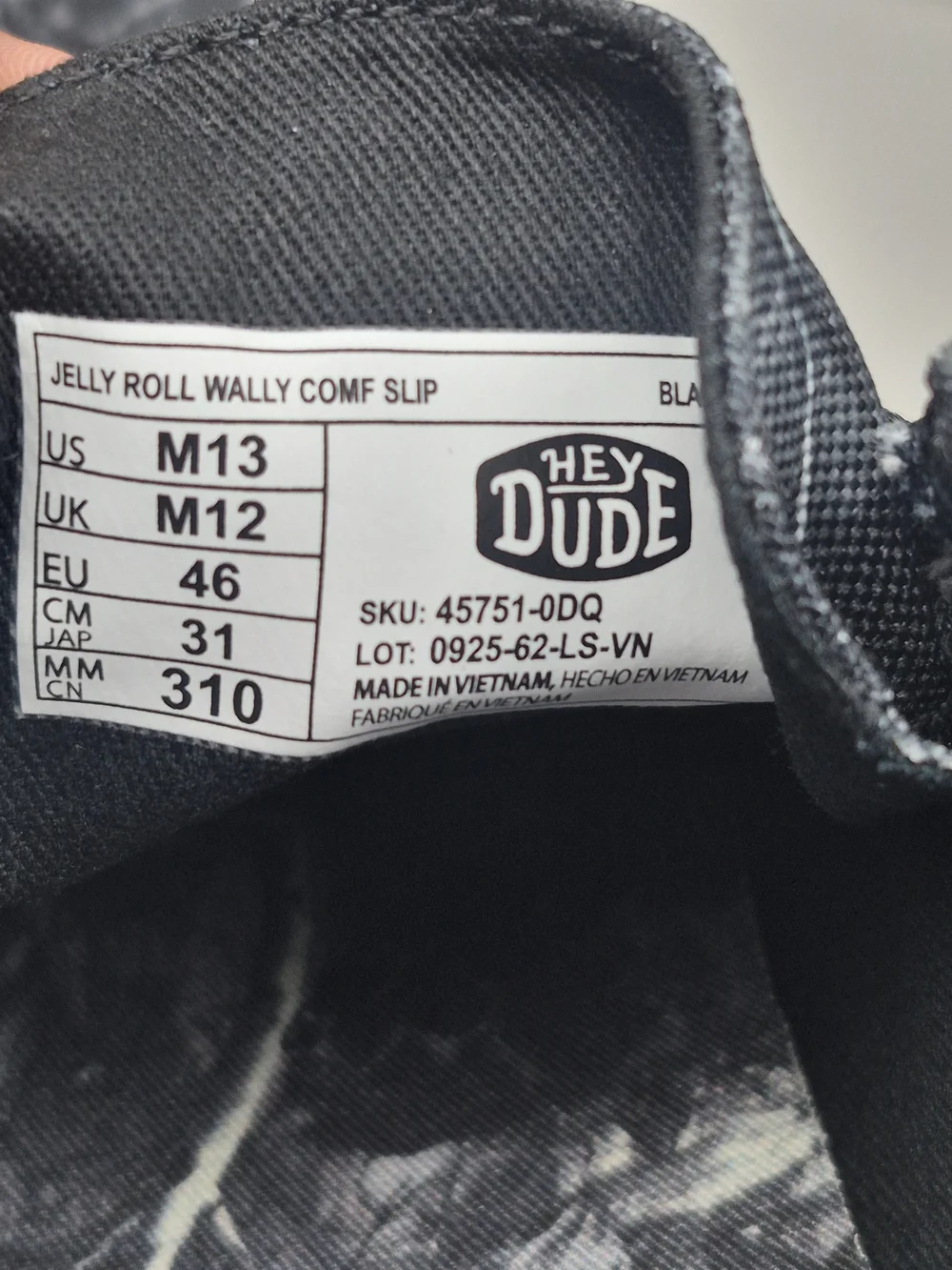 Hey Dude Jelly Roll Wally Comf Slip Limited Edition Black Camo Mens 13US Loafers